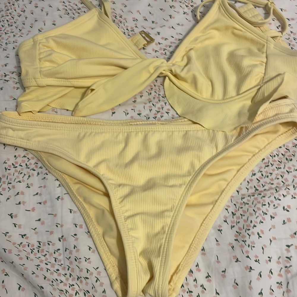 Yellow xhilaration bikini set